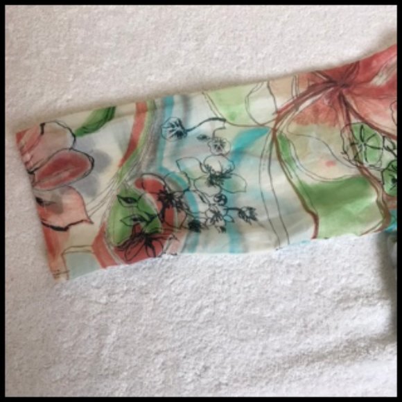 Orvis Semi Sheer Cotton Floral Tunic Top Size L - Picture 9 of 10